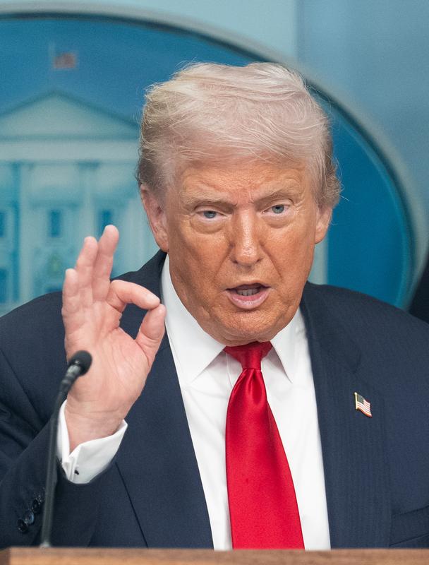 Donald Trump’tan İran İçin Yeni Operasyon Sinyali: Destansı Öfke Operasyonu Devam Edebilir