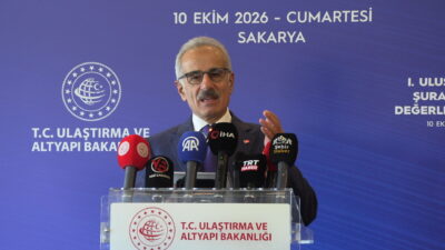 Ulaştırma ve Altyapı Bakanı Abdulkadir