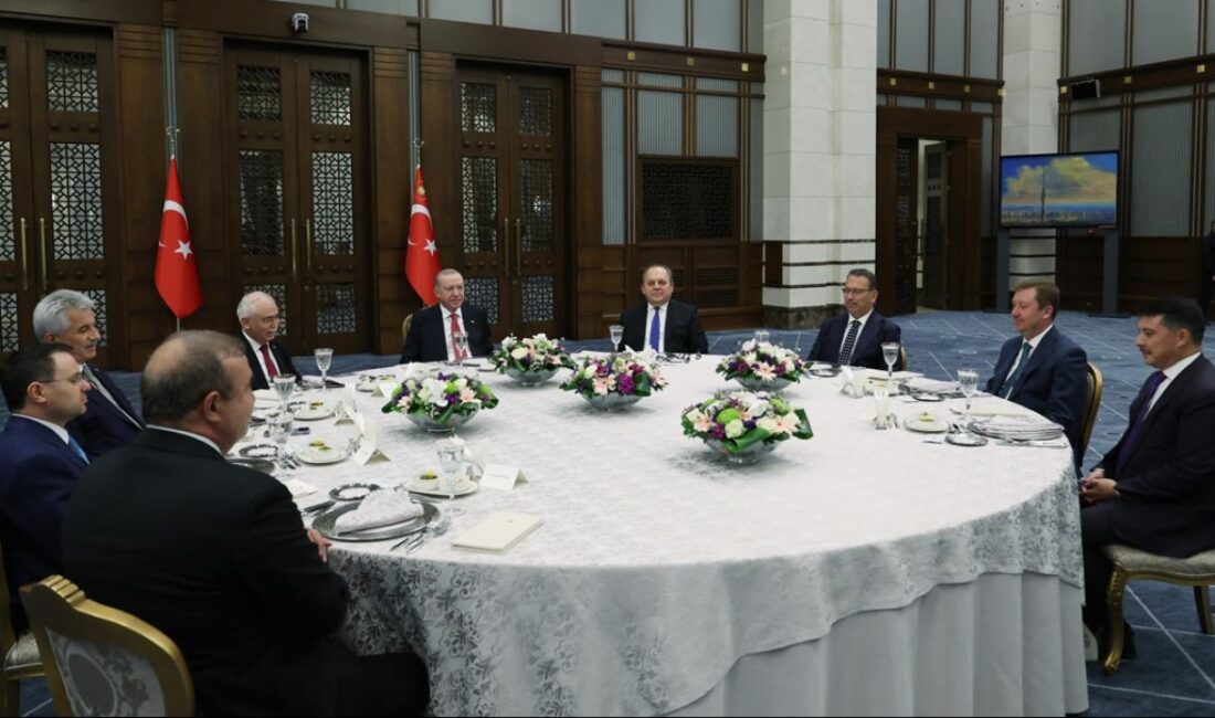 Cumhurbaşkanı Erdoğan, Yüksek Mahkeme Başkanlarıyla Yemekte Buluştu Cumhurbaşkanı Recep Tayyip Erdoğan,
