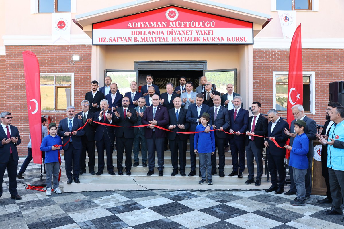 Adıyaman’da Hayırseverlerin Katkılarıyla İnşa Edilen İki Dini Tesis Dualarla Hizmete Açıldı
