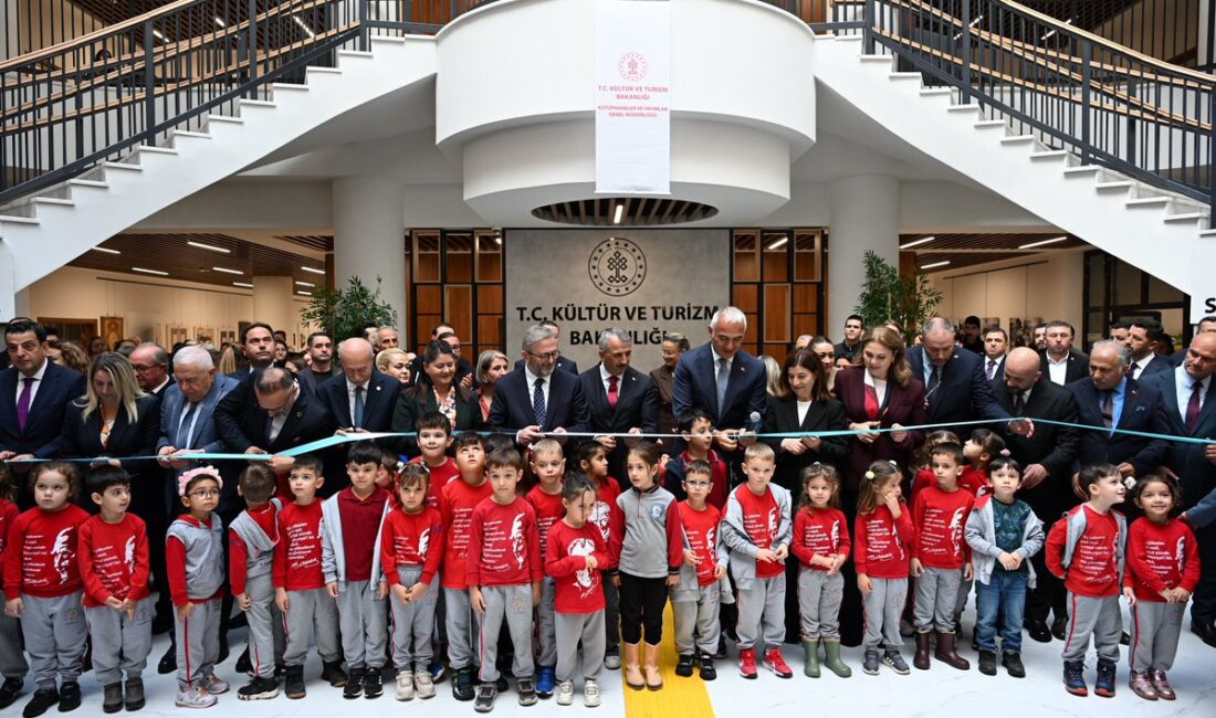 Edirne İl Halk Kütüphanesi Modern Tesisiyle Kapılarını Açtı Edirne’nin kültürel altyapısını güçlendirmek
