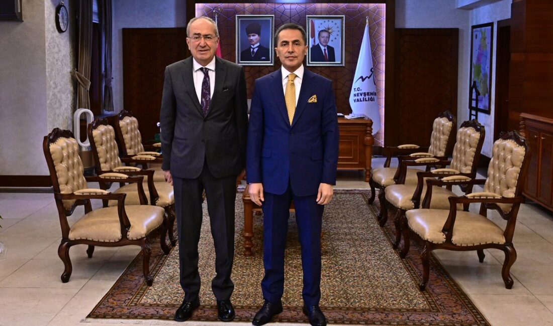 Nevşehir Valisi Hüseyin Kök, İspanya Fahri Konsolosu Hasan Turasan’ı Makamında Ağırladı Nevşehir Valisi Hüseyin Kök,