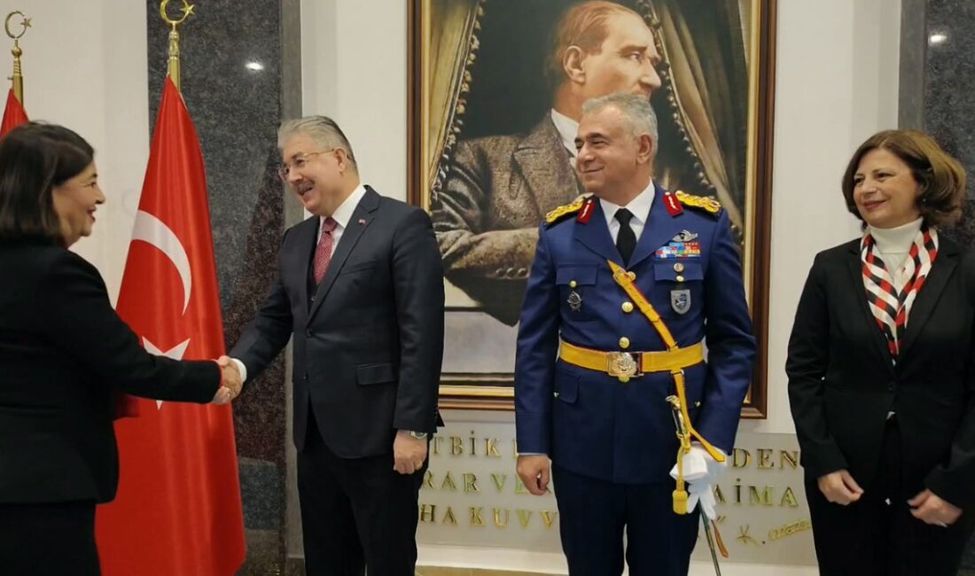 Eskişehir’de 29 Ekim Cumhuriyet Bayramı Coşkusu: Resmi Tebrikat Töreni Düzenlendi Türkiye Cumhuriyeti’nin kuruluşunun 103.