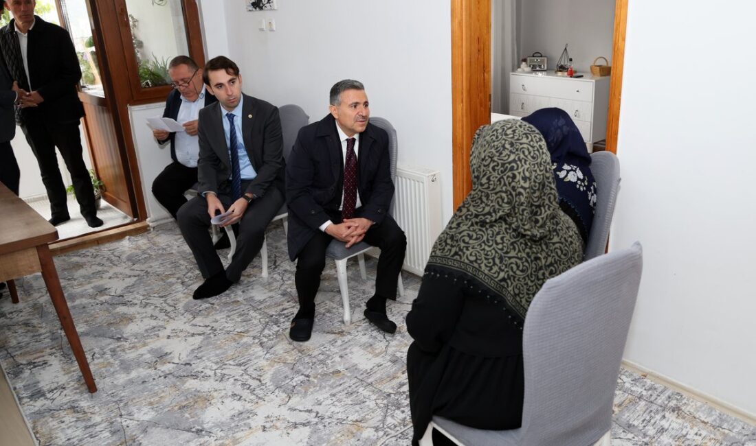 Gümüşhane Valisi Cevdet Atay,